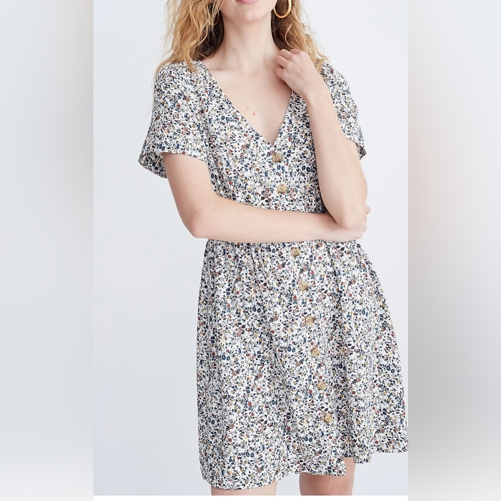 MADEWELL-Button-Front Day Dress Blossoming Vines